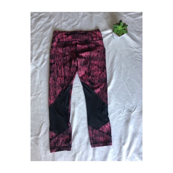 Lululemon Capris - Picture 2 of 6